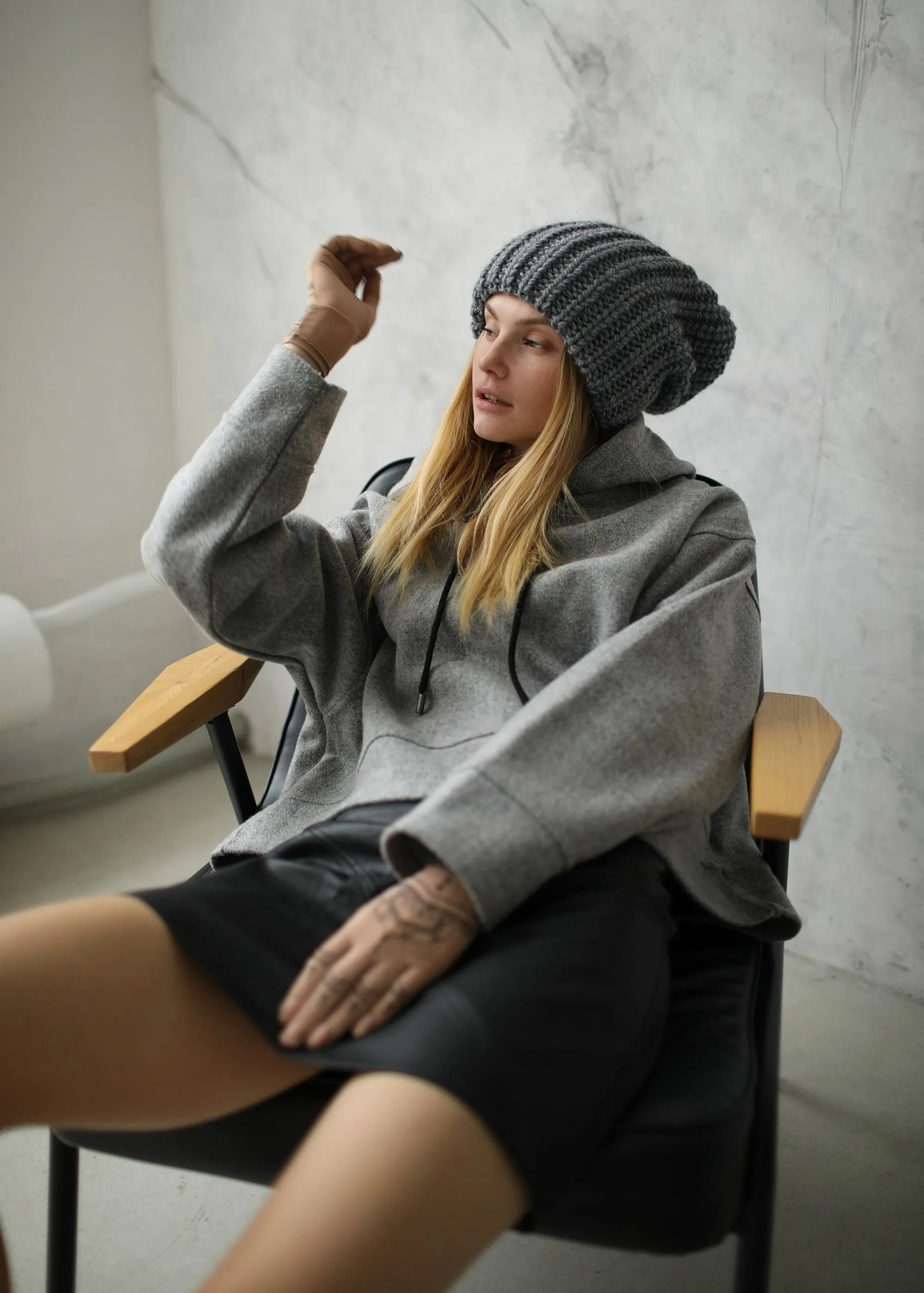 Oversized Double-Layer Wool Hat in Grey