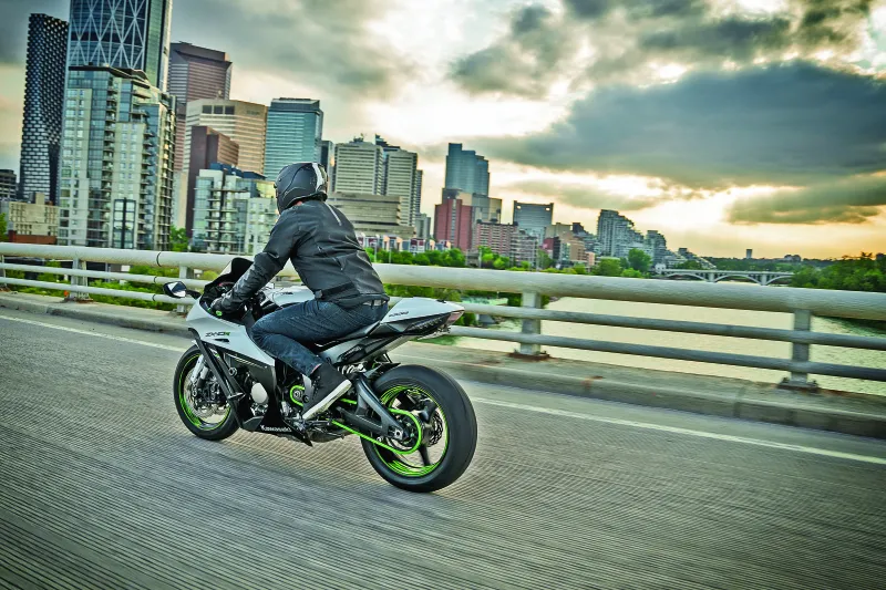 Speed and Strength Moment of Truth Jacket