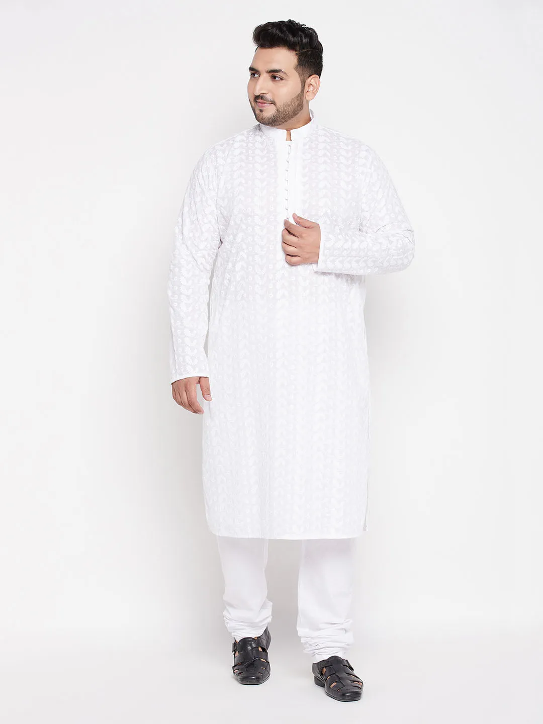 VASTRAMAY White Chikankari Embroidered Men's Kurta